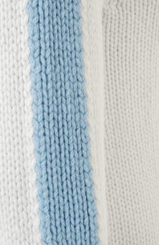 Knitted sweater with cable pattern - SaraCable