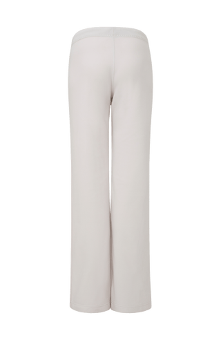 Sandstone Damen-Fleecehose von Frauenschuh, Modell Inga-BF 2350  Farbe Sandstone– Rückansicht -sportlich-legere Hose für Frühling und Sommer, ideal für Freizeit und Outdoor.