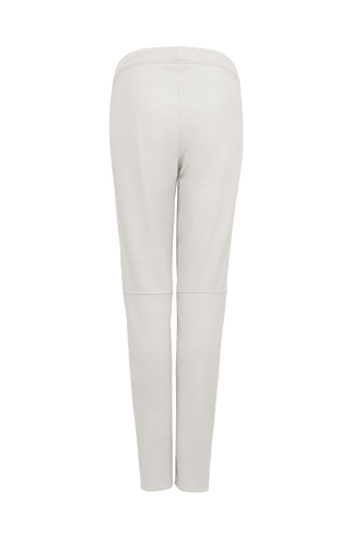 Frauenschuh Clio PSW Wollhose für Damen in Glacier-Weiß (226-0), Rückansicht. Die leichte, atmungsaktive Stretchhose für Frühling und Sommer zeigt einen modernen sportlichen Look. Sie ist mit einem elastischen Bund zum Zubinden und praktischen Reißverschlusstaschen ausgestattet, die sowohl Funktionalität als auch Stil vereinen
