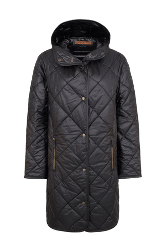 Damen-Steppmantel, Modell Luisa-QS, in der Farbe Schwarz. Der knielange Mantel ist ideal für Frühling und Sommer geeignet und besteht aus leichtem, gestepptem Material mit matter Oberfläche. Der Mantel verfügt über Druckknöpfe, eine Kapuze und eine schlanke, feminine Passform. Dezente Seitentaschen mit Reißverschluss sind geschickt in die Naht eingearbeitet. Der Mantel sorgt für einen klassischen, zeitlosen Look, der sportliche Funktionalität und den eleganten Look verbindet.