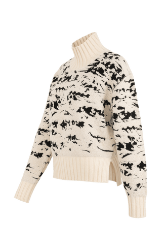 Cashmere Merino Pullover creme mit Berg Motic von der Seite