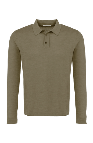 Herren-Poloshirt mit langen Ärmeln in oliv grün, Modell 400648 ALAN-SW – Vorderansicht. Klassischer Kragen mit Knopfleiste.