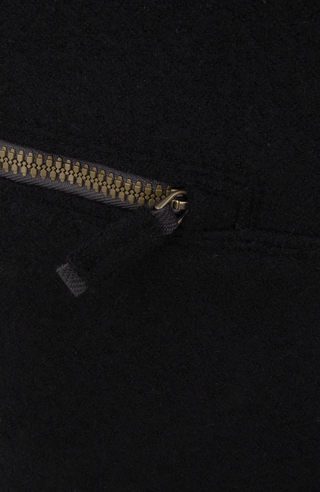 Knielanger Damen-Walkrock Modell Zita in Schwarz, Detailansicht – eleganter Wollrock mit klassischem Schnitt, ideal für Herbst und Winter.