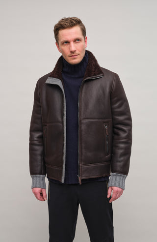 Herren-Lammfelljacke von Frauenschuh aus dunkelbraunem Nappaleder, Modell 028727 Alvin-MVN, Model Vorderansicht