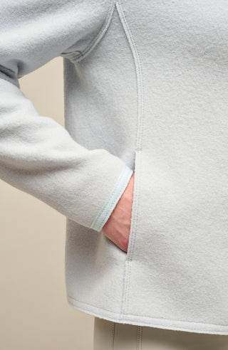 Walkjacke mit Kapuze ice blue von Detail