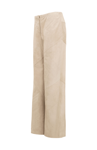Ausgestellte beige Velourslederhose von der Seite