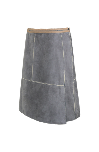 Grauer Lammleder Lederrock von der Seite