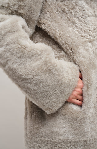 Lambskin Coat – Johanna