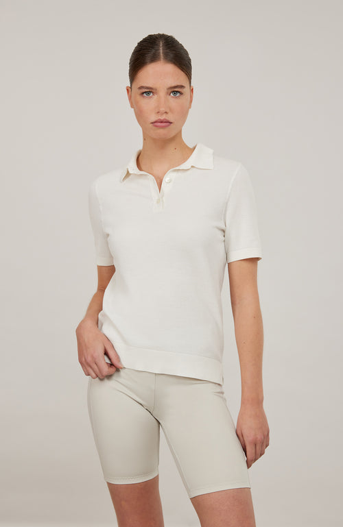 Damen-Poloshirt Sienna aus Baumwoll-Piqué von Frauenschuh, am Model getragen