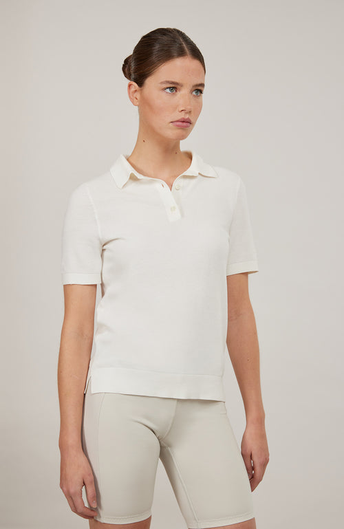 Damen-Poloshirt Sienna aus Baumwoll-Piqué von Frauenschuh, am Model getragen