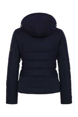 Rueckansicht der Damen Skijacke  Rosalie Multi-S in Farbe Dunkelblau von Frauenschuh – mit typischen Lodendetails, freigestelltes Produktbild, Made in Austria