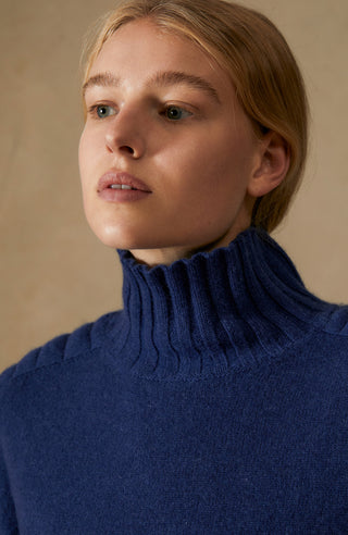 Aileen Strick Pullover