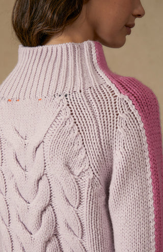 SaraCable knitted sweater with cable pattern 