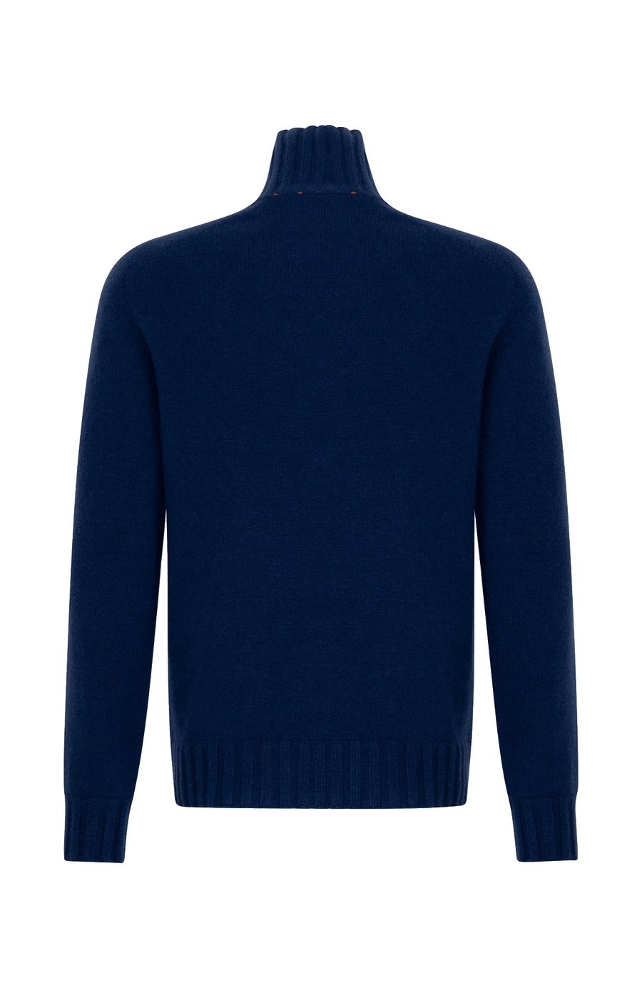 Rückansicht eines hochwertigen Herrenpullovers aus reinem Kaschmir von Frauenschuh, Modell „Aiden 2.0“ (Artikelnummer Aiden-WS_249-0), Farbe Alaska-Blue. Der luxuriöse Strickpullover für Herbst und Winter verfügt über einen eleganten, schmalen Stehkragen und ist aus feinstem Cashmere gefertigt. Die Ärmelabschlüsse, der Kragen und der untere Abschluss sind in feiner Rippenstruktur gestrickt und setzen sich optisch und haptisch vom glatt gestrickten Körper ab. Ein stilvolles, sportlich-elegantes Basic.