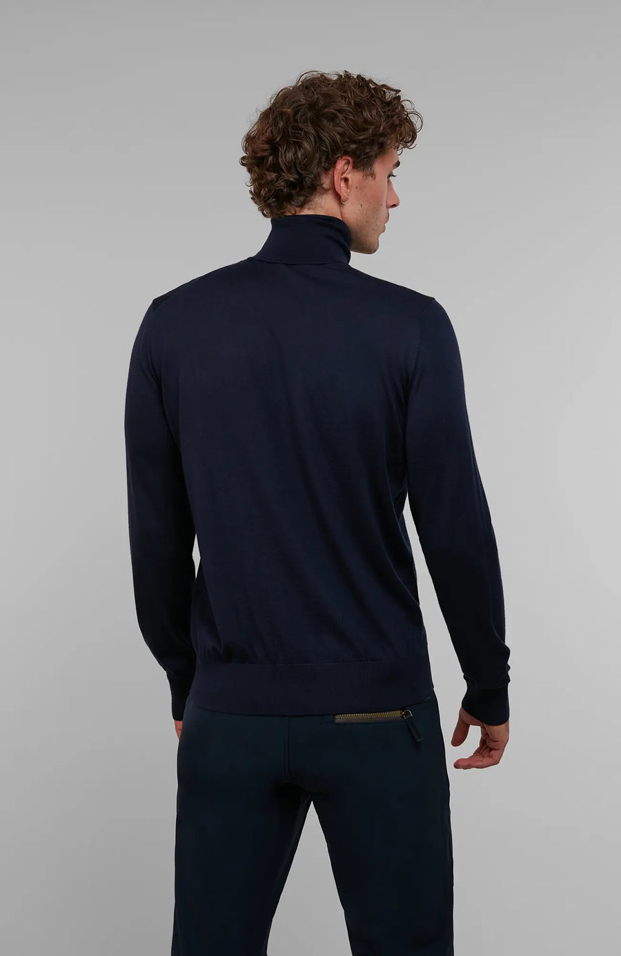 Merino Wool Turtleneck Sweater – Jasper