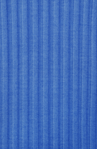 Lockerer Damen-Rollkragenpullover in Blau (Farbe ocean blue, Modell 533601 MarleenDyed-RB, aus weicher Baumwollmischung, zeigt das elegante Design und die feine Strickstruktur – ideal für kühle Tage und vielseitig kombinierbar