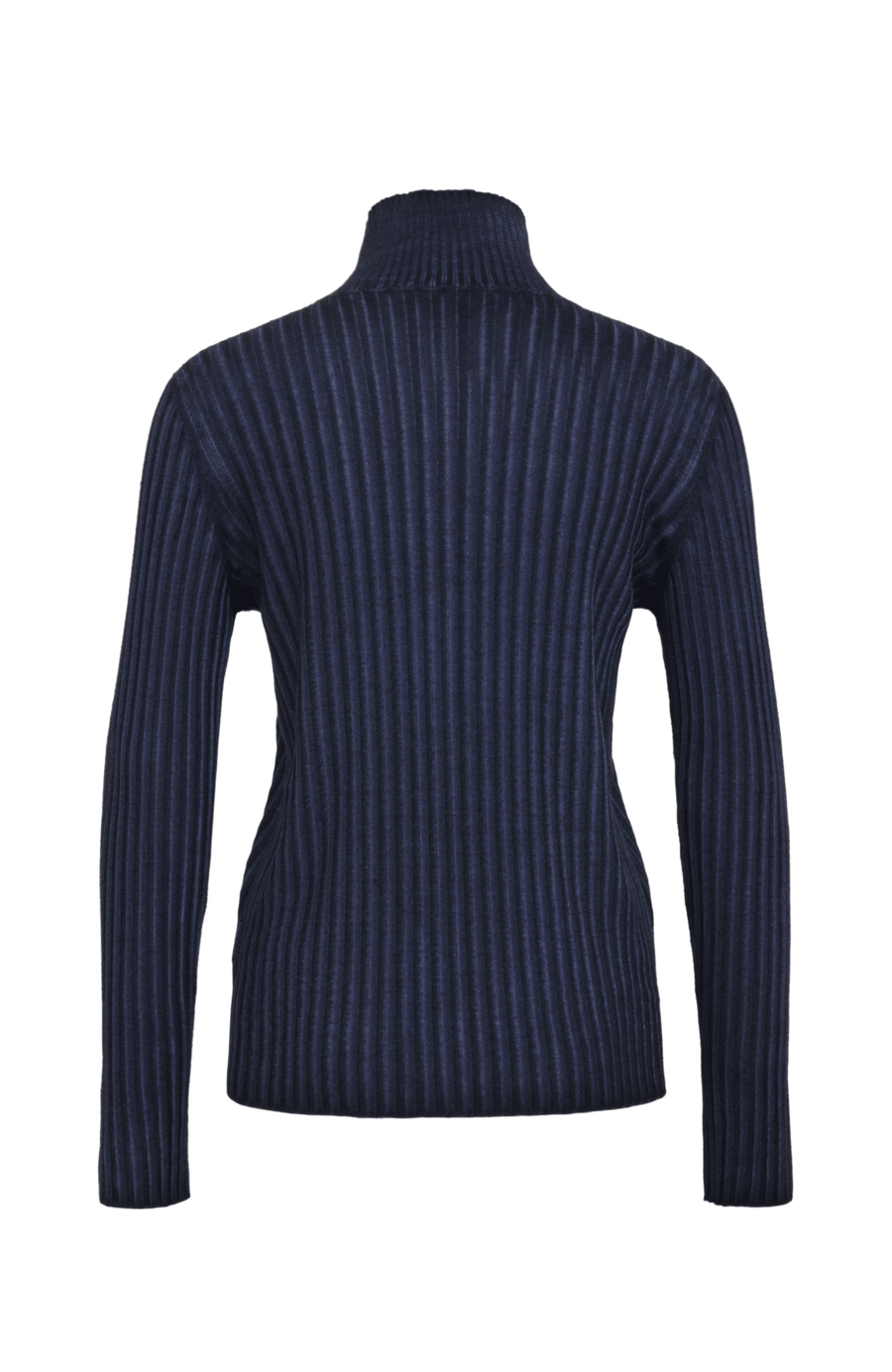 Lockerer Damen-Rollkragenpullover in Dunkelblau (Farbe midnight, Modell 533601 MarleenDyed-RB, aus weicher Baumwollmischung, zeigt das elegante Design und die feine Strickstruktur – ideal für kühle Tage und vielseitig kombinierbar