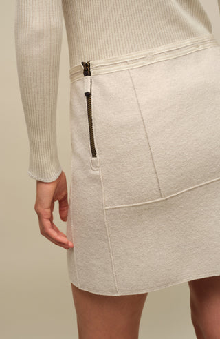 Megan miniskirt made of wool