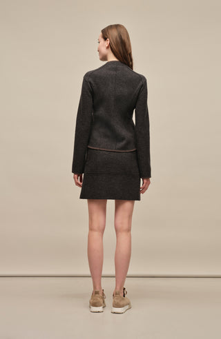 Taillierte Walkjacke für Damen, Modell 638129 Joy-CW, Farbe dunkelgrau, Model Rueckansicht, Made in Austria