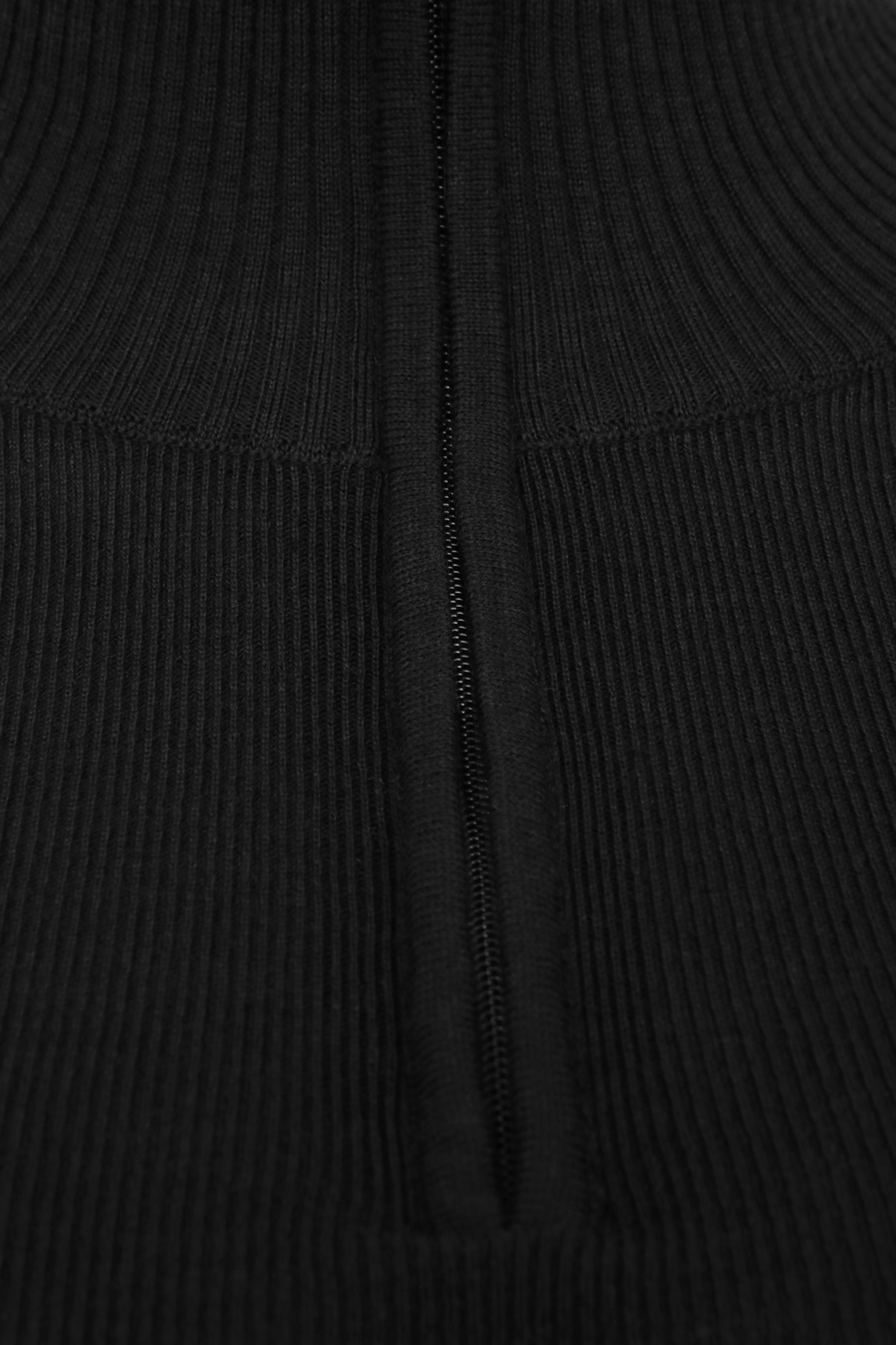 Damen Unterziehshirt Modell 713560 Jean-MV in Schwarz, Detailansicht, aus feinster Merinowolle von Frauenschuh