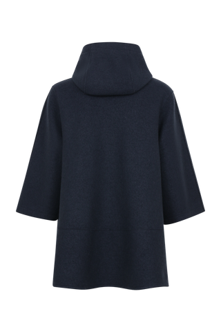 Elegantes Damen-Walkcape Modell 705129 Desiree-CW in den Farben Sandstone, Cashmere und Midnight – gefertigt in Österreich aus feinster Merinowolle