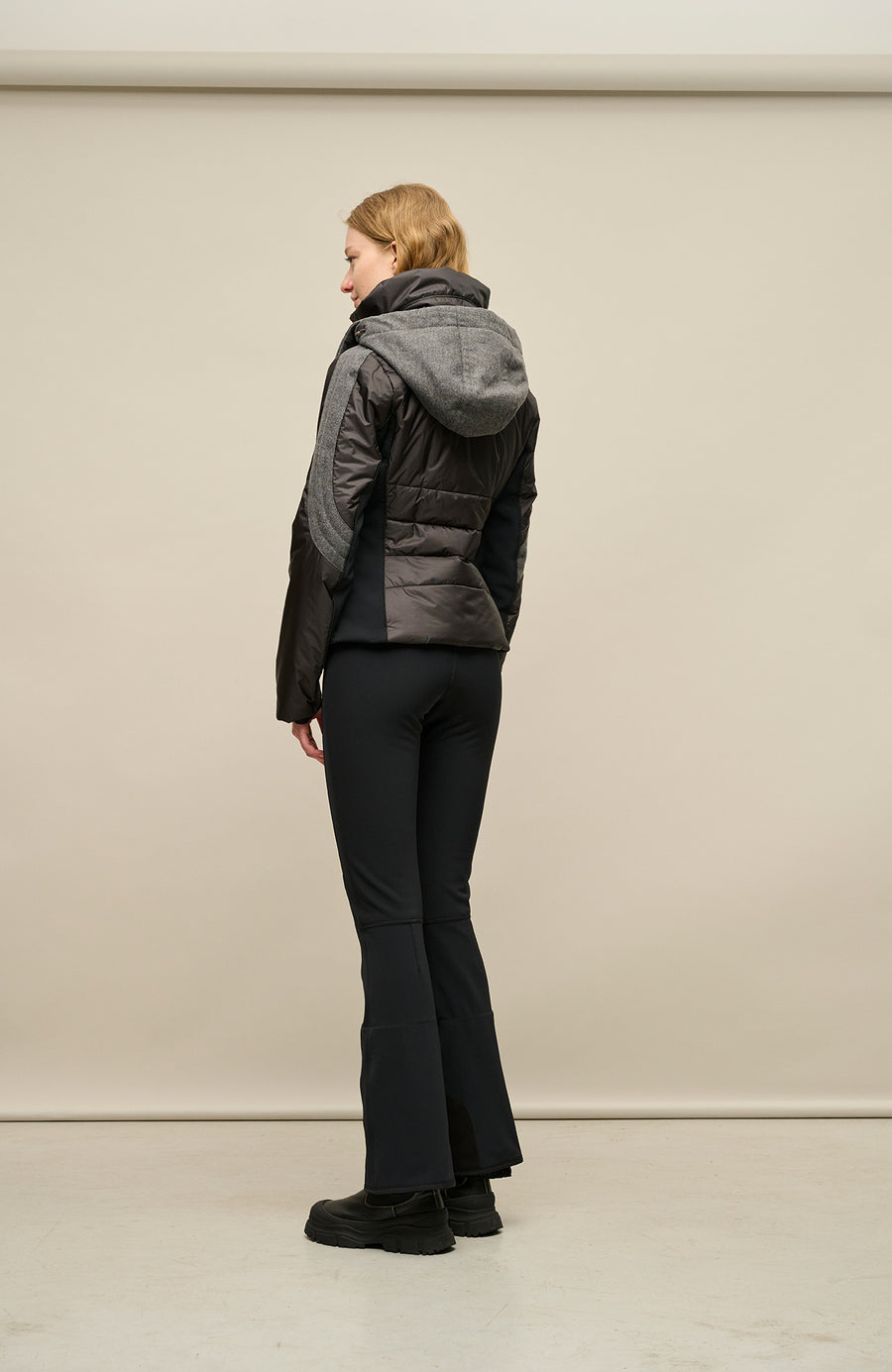 Winddichte, warme Damen-Skihose Issy aus Softshell-Material in Schwarz (Farbe: black)