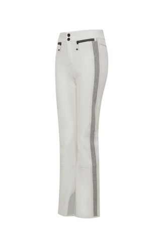 Performance Skihose SerafinaMulti-S aus Schöller Softshell, figurbetont mit leicht ausgestelltem Bein, Lodenstreifen an der Seite, zwei markante Taschen mit Zip, klassische Frauenschuh Features wie Kantenschutz aus Alcantara-Leder, Sicherheitsdruckknöpfe, Knieabnäher und Schneefang. Robustes, elastisches Material, wasser- und windabweisend, ideal zum Skifahren oder Schneewandern. In der Farbe Weiß (Farbe: cloud)