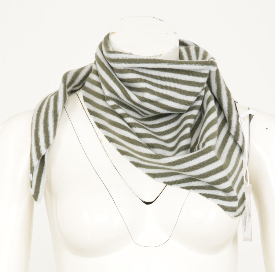 621740 Stripes