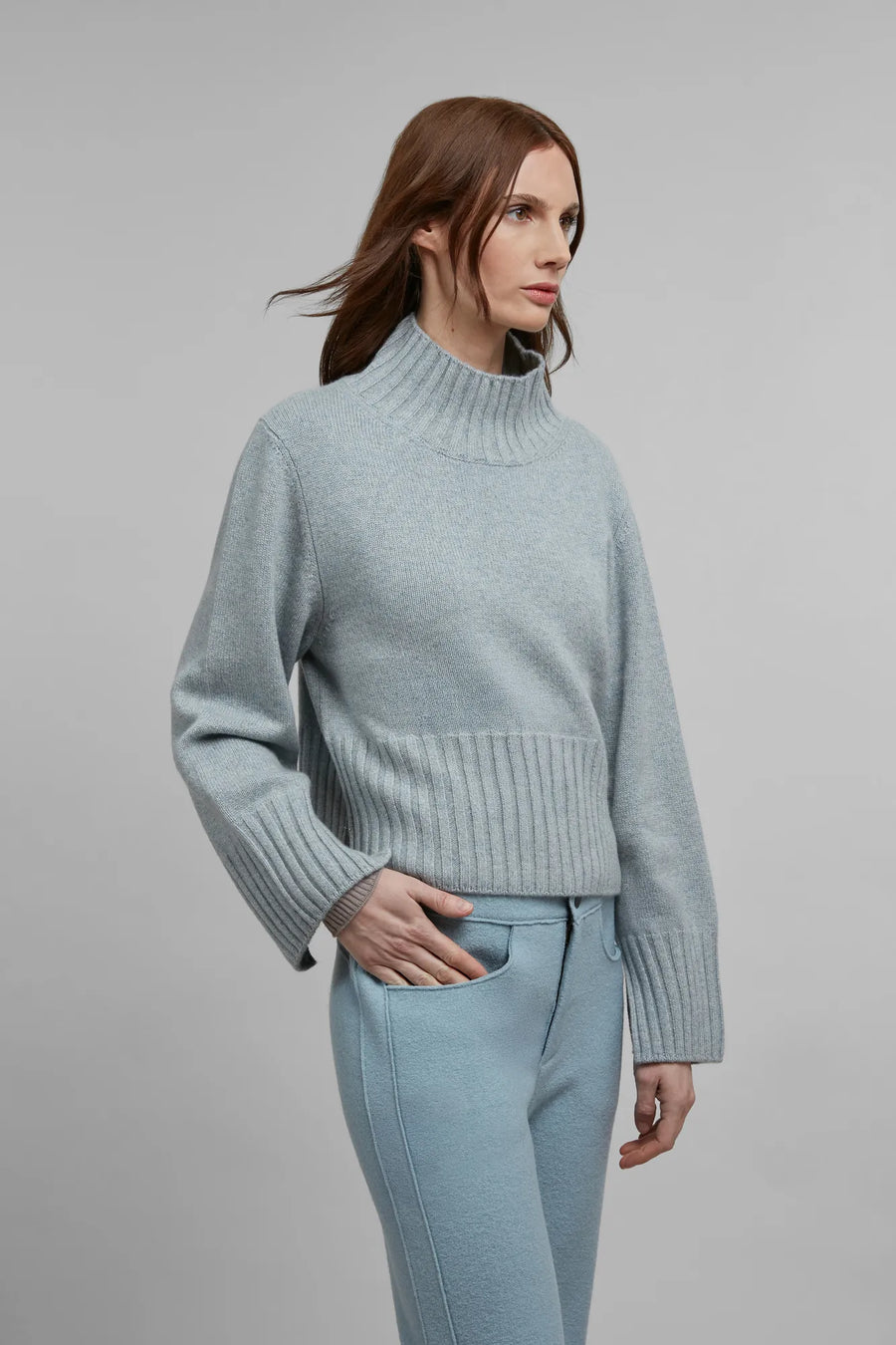 Cashmere Knit Turtleneck Sweater - Alva-WS