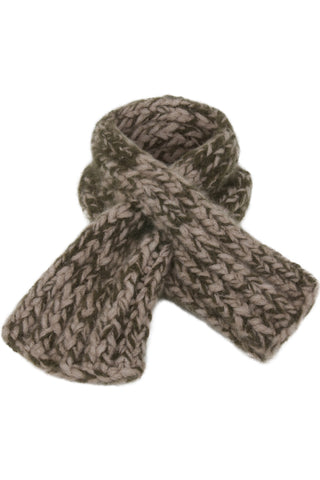 Kaschmirschal Scarf1, luxuriöses Kaschmir, weich, warm und federleicht, zeitlose Eleganz und außergewöhnlicher Tragekomfort. Vielseitig kombinierbar mit Mantel, Jacke oder Blazer, perfekt für Herbst und Winter, stilvolles Accessoire für Damen. In der Farbe Dunkelgrün (Farbe: ivy)