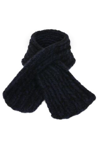 Kaschmirschal Scarf1, luxuriöses Kaschmir, weich, warm und federleicht, zeitlose Eleganz und außergewöhnlicher Tragekomfort. Vielseitig kombinierbar mit Mantel, Jacke oder Blazer, perfekt für Herbst und Winter, stilvolles Accessoire für Damen. In der Farbe Dunkelblau (Farbe: midnight)