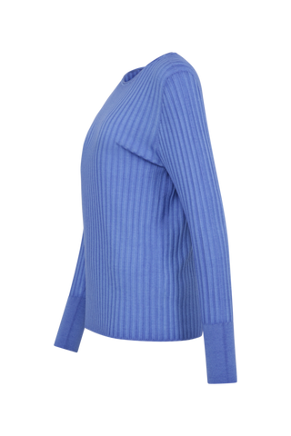 Locker geschnittener Damen-Rundhalspullover in oceanblue, Modell 406601 CameliaDyed-RB. Weiches Material mit geripptem Saum und Ärmelbündchen. Weiches Material mit geripptem Saum und Ärmelbündchen. Weiches Material mit geripptem Saum und Ärmelbündchen.