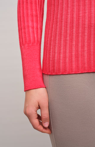 Locker geschnittener Damen-Rundhalspullover in poppy, Modell 406601 CameliaDyed-RB. Weiches Material mit geripptem Saum und Ärmelbündchen. Weiches Material mit geripptem Saum und Ärmelbündchen. Weiches Material mit geripptem Saum und Ärmelbündchen.