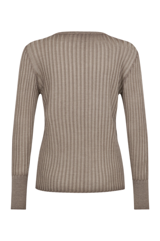 Locker geschnittener Damen-Rundhalspullover in cashmere, Modell 406601 CameliaDyed-RB. Weiches Material mit geripptem Saum und Ärmelbündchen. Weiches Material mit geripptem Saum und Ärmelbündchen. Weiches Material mit geripptem Saum und Ärmelbündchen.