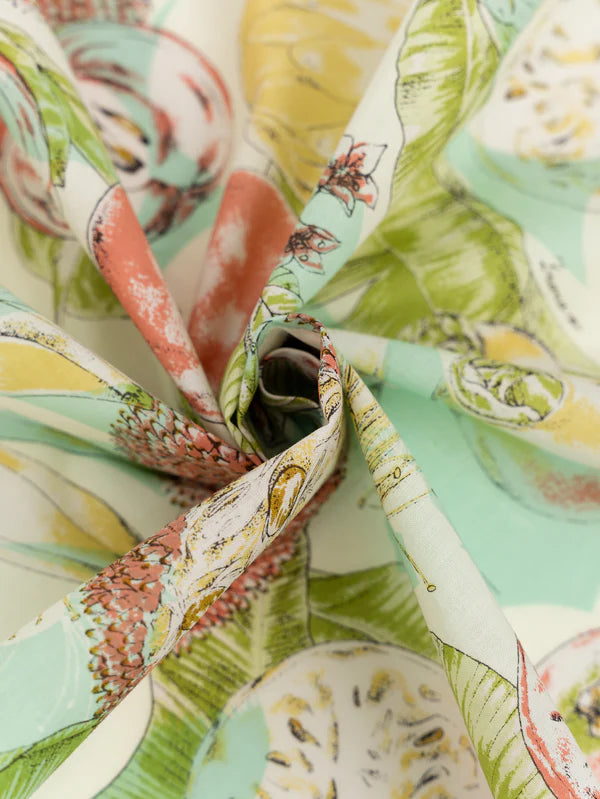 Seidentuch mit Frucht-Print - 65 Silk
